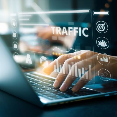 Portada del Artículo que habla del TRÁFICO ORGÁNICO 2025 y mejora del SEO.